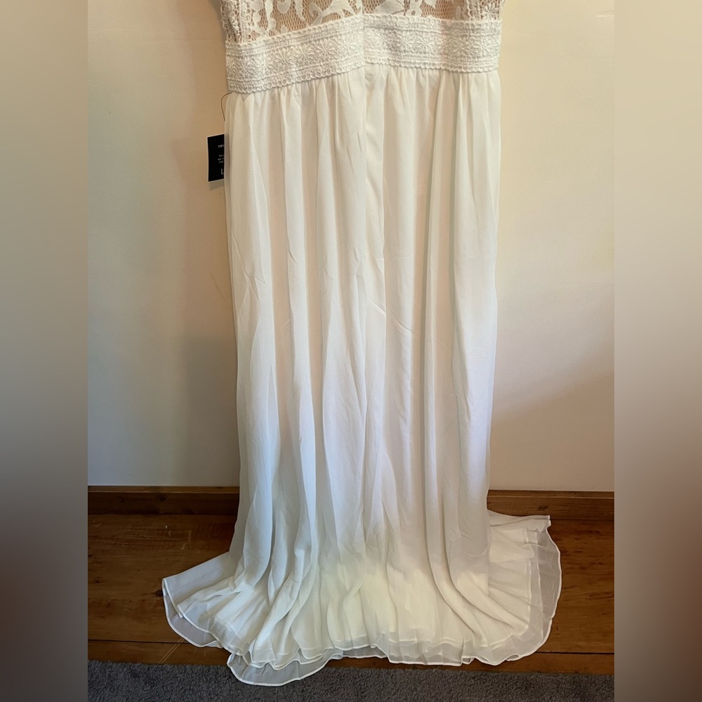 Lulus Forever and Always White Lace Maxi Dress Bridal Wedding Large NWT - Picture 8 of 14